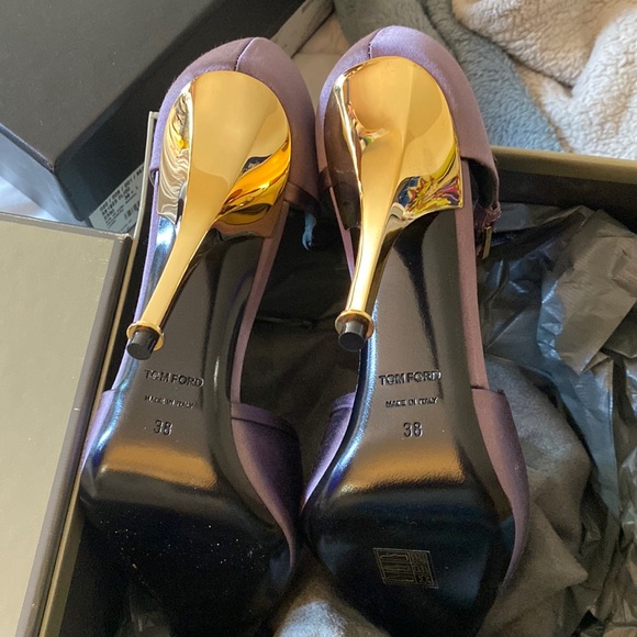 Tom Ford Shoes - Periwinkle pumps size 38 Tom Ford
